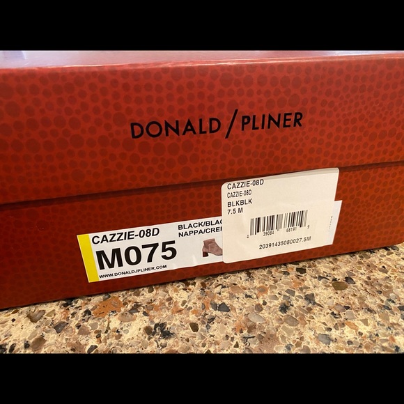 Donald Pliner Cassie Nappa bootie leather and stretch jersey block heel - Picture 7 of 8